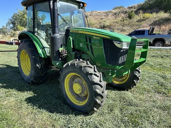 Image of John Deere 5100E equipment image 2