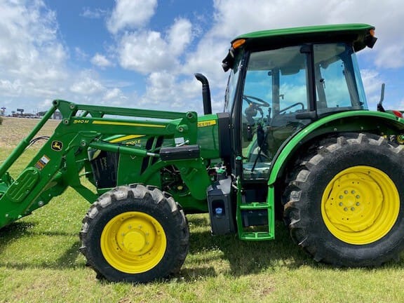 2023 John Deere 5100E Equipment Image0