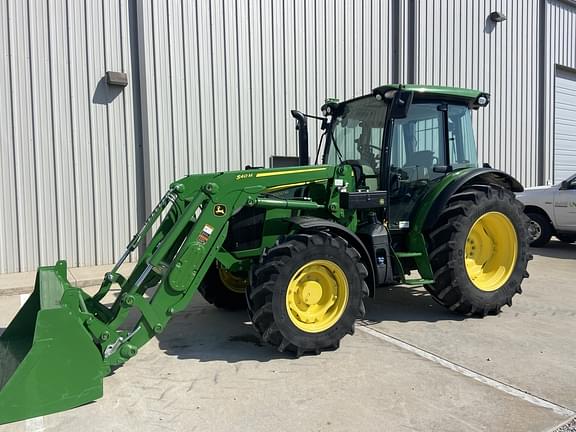 Image of John Deere 5100M equipment image 2