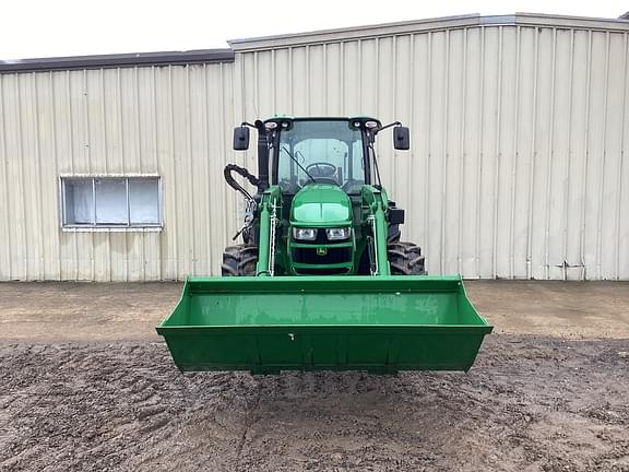 Image of John Deere 5100M equipment image 3