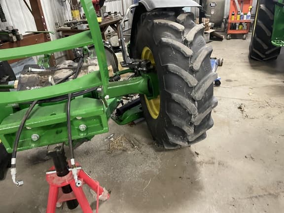 Image of John Deere 5100M equipment image 1