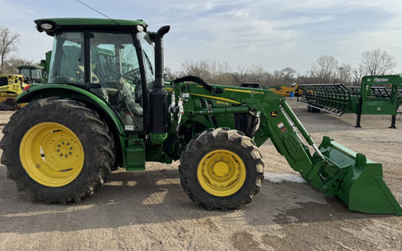 Image of John Deere 5100M equipment image 2