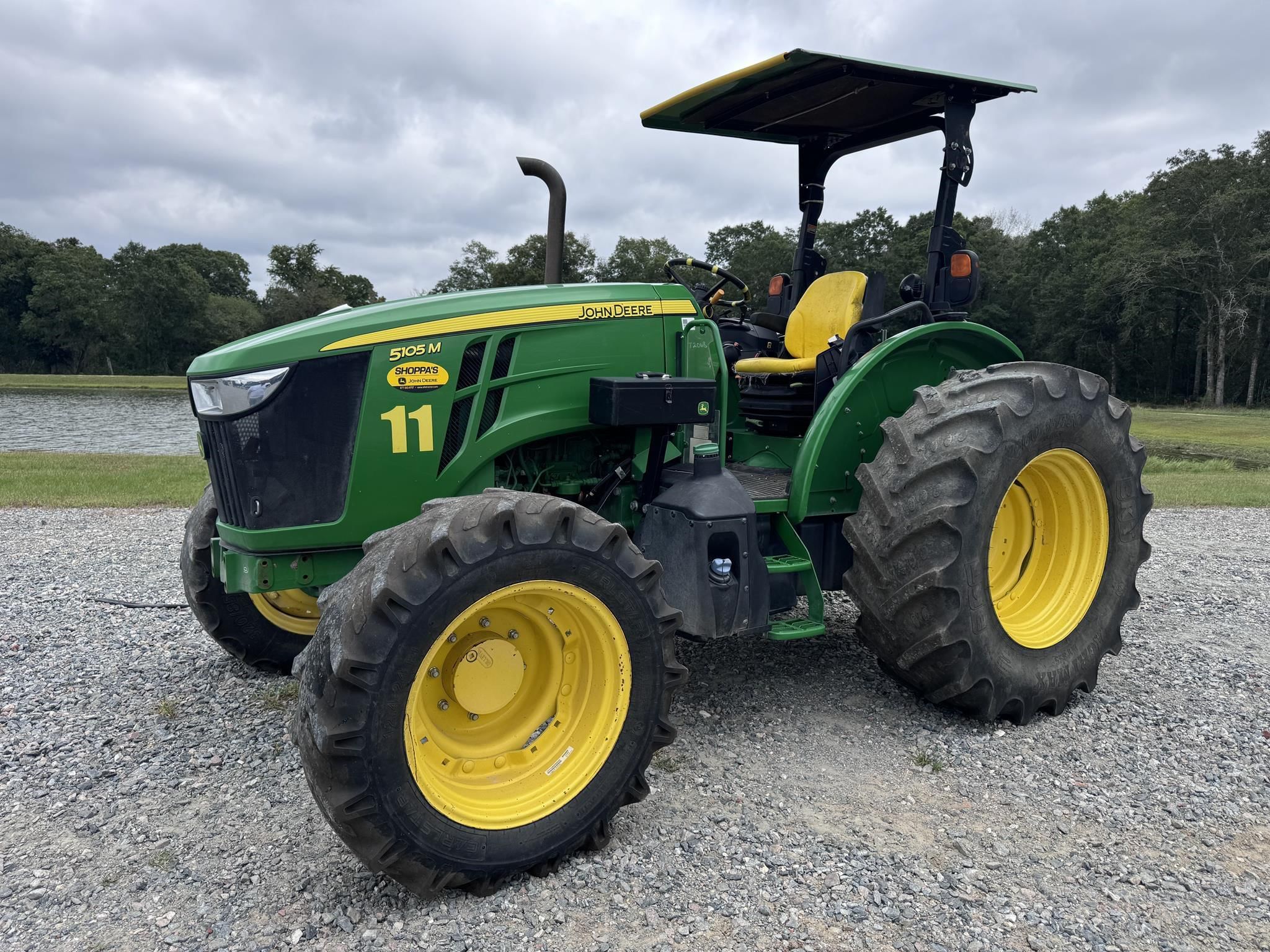 2023 John Deere 5105M Equipment Image0
