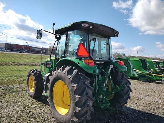 Image of John Deere 5105M equipment image 2