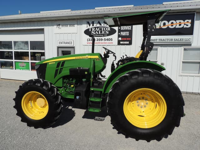 Image of John Deere 5105M equipment image 1