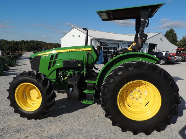 Image of John Deere 5105M equipment image 1