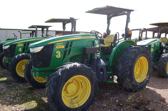 Image of John Deere 5105M Primary image