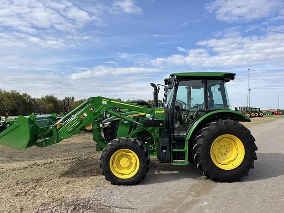 Image of John Deere 5105M equipment image 1