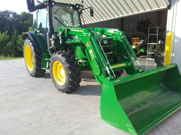 2023 John Deere 5105M Equipment Image0