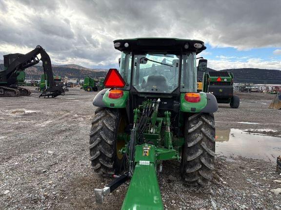 Image of John Deere 5105M equipment image 2
