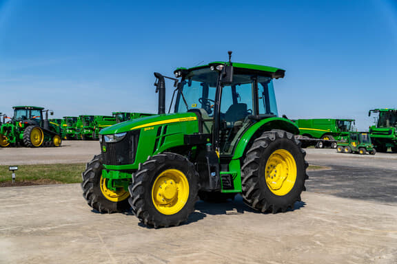 Image of John Deere 5105M Primary image