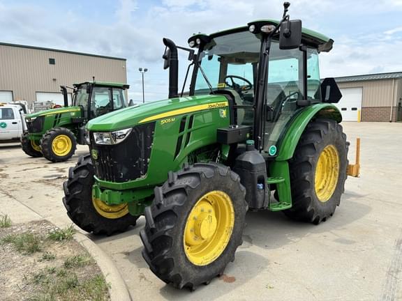 Image of John Deere 5105M equipment image 1