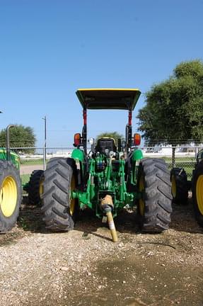 Image of John Deere 5105M equipment image 2