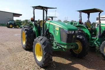 Main image John Deere 5105M