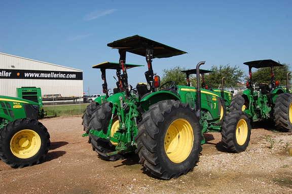 Image of John Deere 5105M equipment image 1