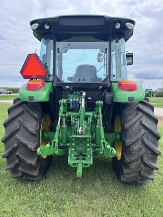 Image of John Deere 5105M equipment image 3