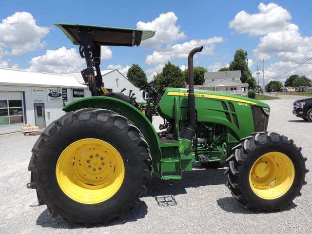 Image of John Deere 5105M equipment image 3