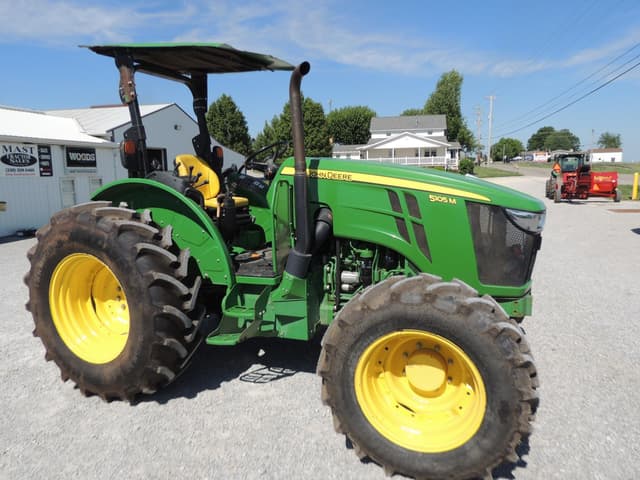 Image of John Deere 5105M equipment image 2