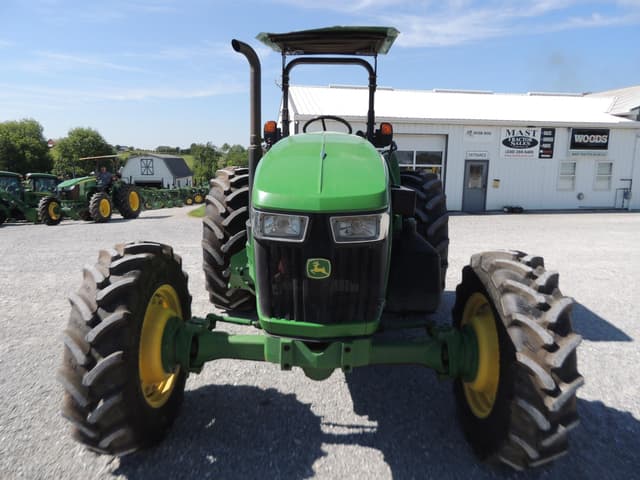 Image of John Deere 5105M equipment image 4