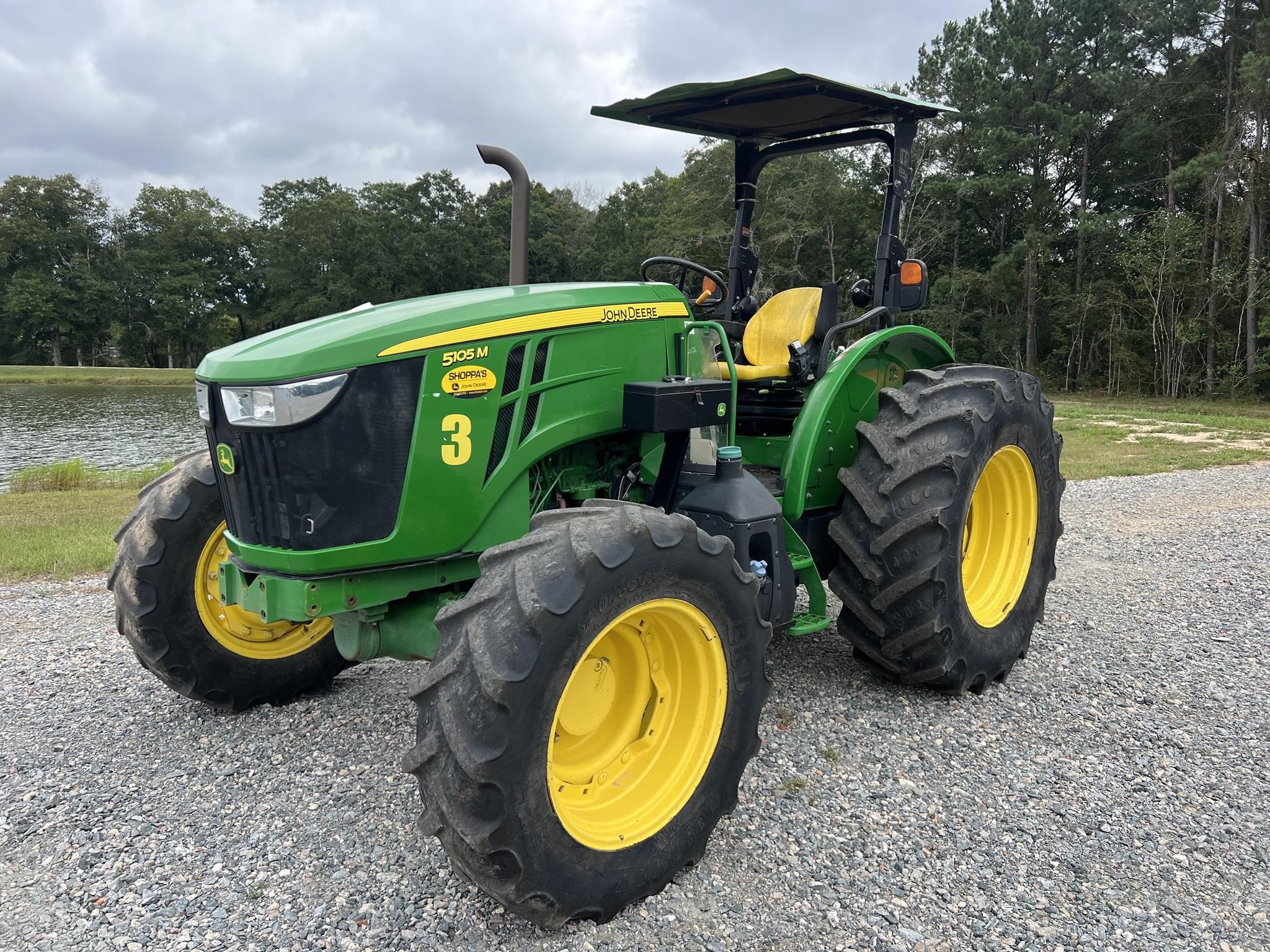 2023 John Deere 5105M Equipment Image0