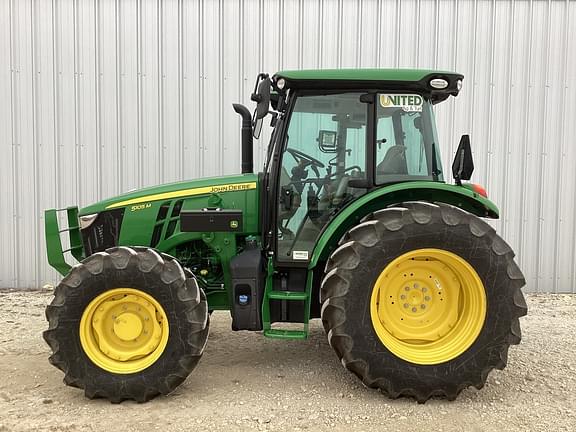 Image of John Deere 5105M Primary image