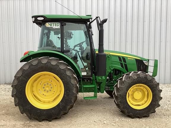 Image of John Deere 5105M equipment image 3