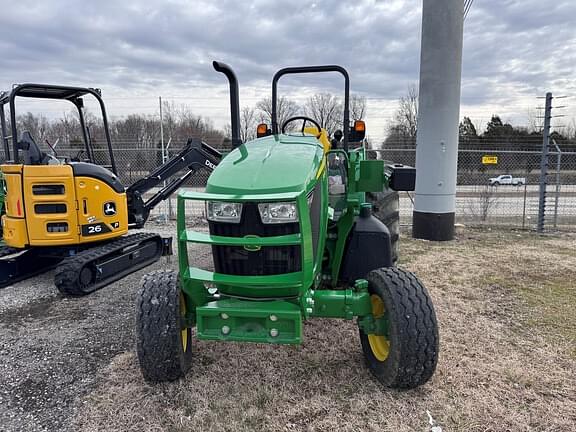 Image of John Deere 5105M equipment image 2