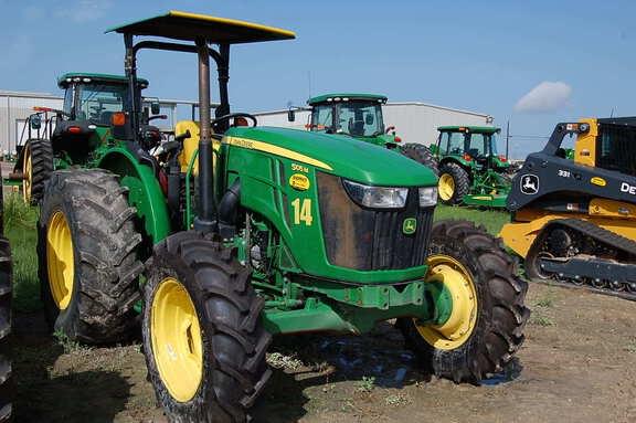Image of John Deere 5105M equipment image 1