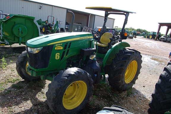 Image of John Deere 5105M equipment image 1