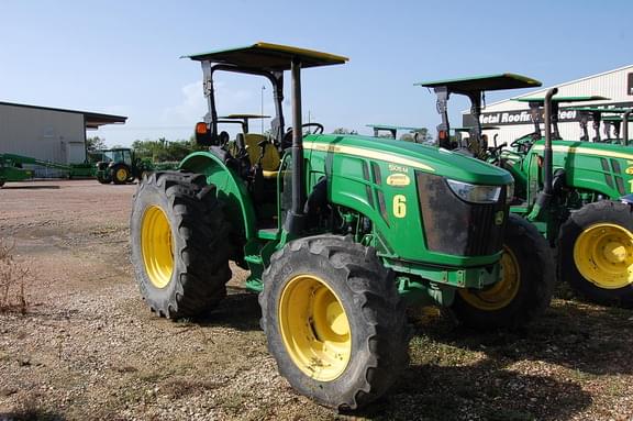 Image of John Deere 5105M Primary image