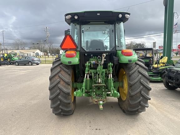 Image of John Deere 5105M equipment image 4