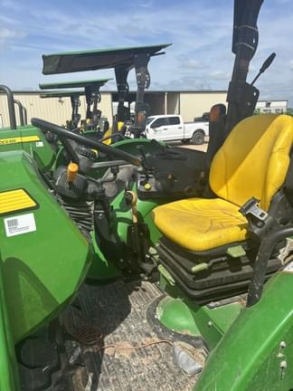 Image of John Deere 5105M equipment image 3