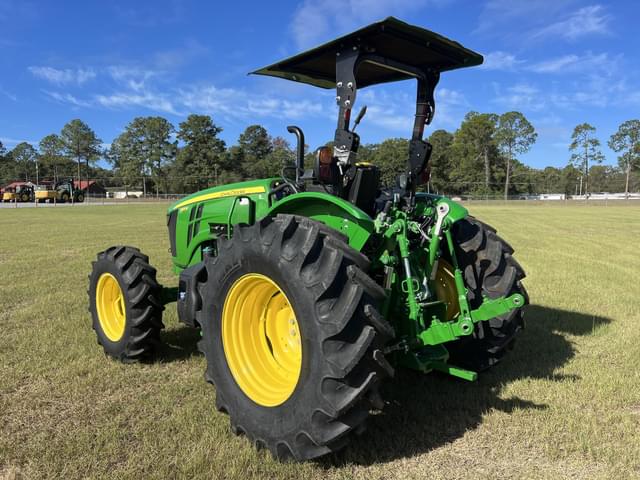 Image of John Deere 5105M equipment image 4
