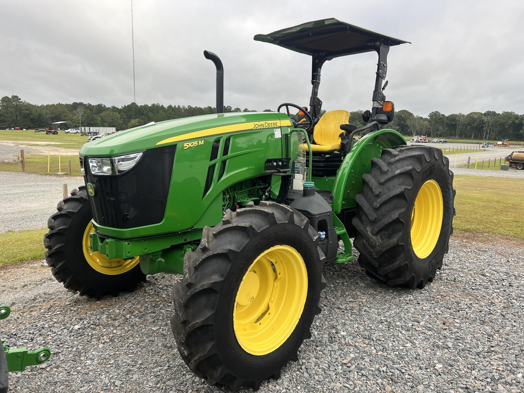 2023 John Deere 5105M Equipment Image0