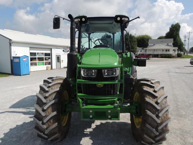 Image of John Deere 5105M equipment image 4