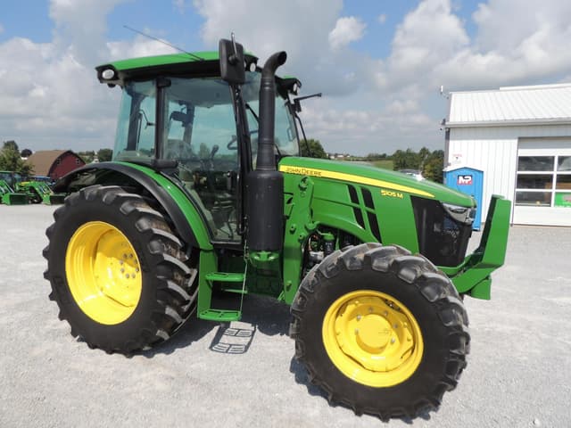 Image of John Deere 5105M equipment image 2
