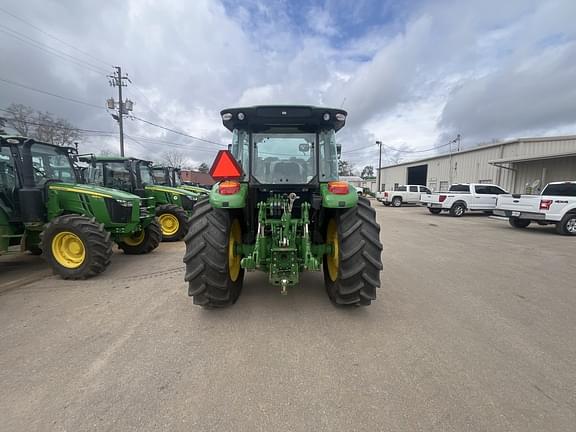 Image of John Deere 5105M equipment image 4