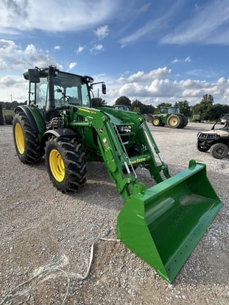 Main image John Deere 5115M