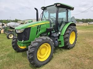 2023 John Deere 5115M Image