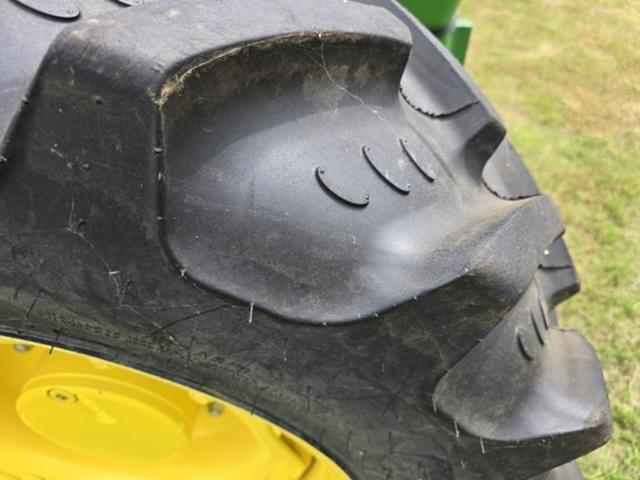 Image of John Deere 5115M equipment image 3
