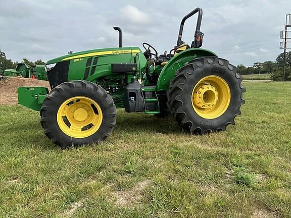 Image of John Deere 5115M equipment image 1