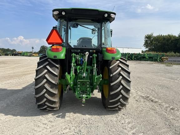 Image of John Deere 5120M equipment image 4