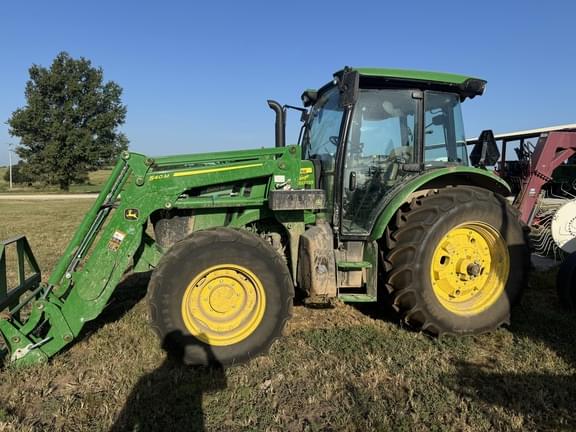 Image of John Deere 5120M Primary image