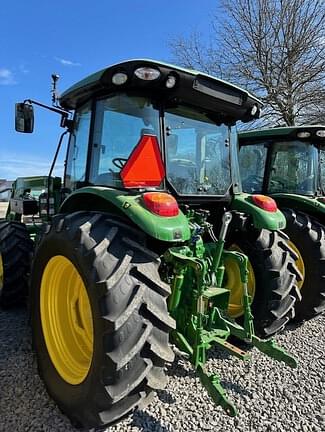 Image of John Deere 5120M equipment image 2