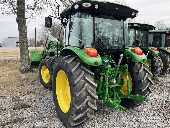 Image of John Deere 5120M equipment image 2