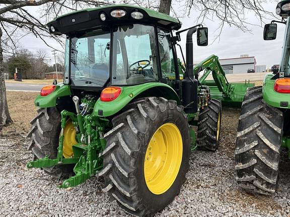 Image of John Deere 5120M equipment image 4