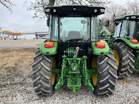 Image of John Deere 5120M equipment image 3