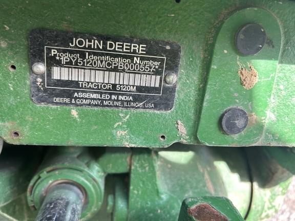 Image of John Deere 5120M equipment image 1