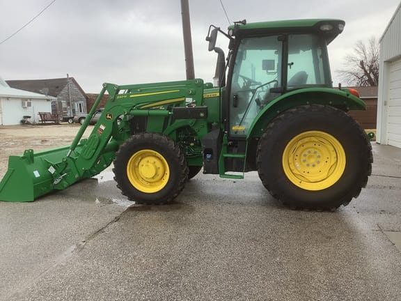 2023 John Deere 5120M Equipment Image0
