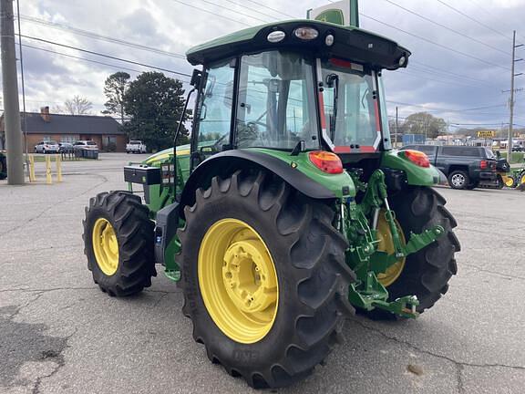Image of John Deere 5120M equipment image 3